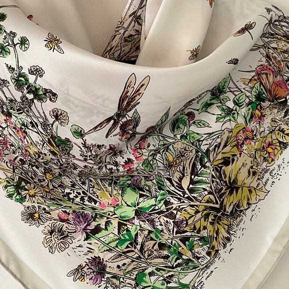 Silk Dragonfly Scarf - NWOT - Picture 2 of 12